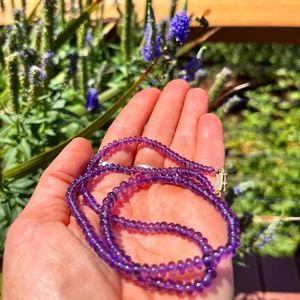 Gemisphere Therapeutic Gemstones Amethyst Precious Awakening Wisdom 20"74.72 ct